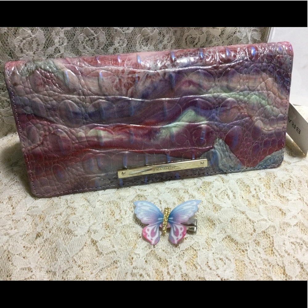 NWT BRAHMIN AURA ADY WALLET HARD to FIND *FIRM*